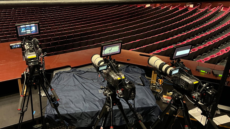 Ryan Pictures background image